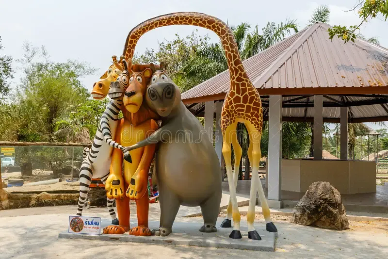 Khao Kheow Open Zoo