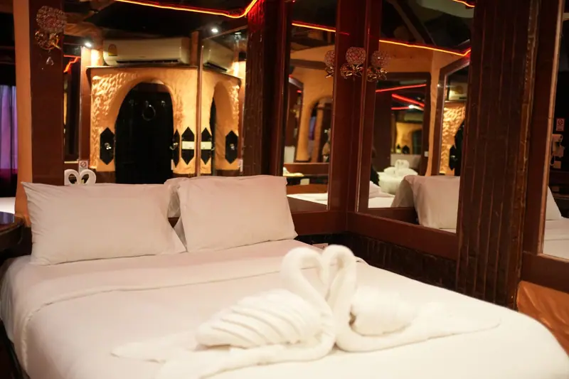 Luxury Double Bed Premium